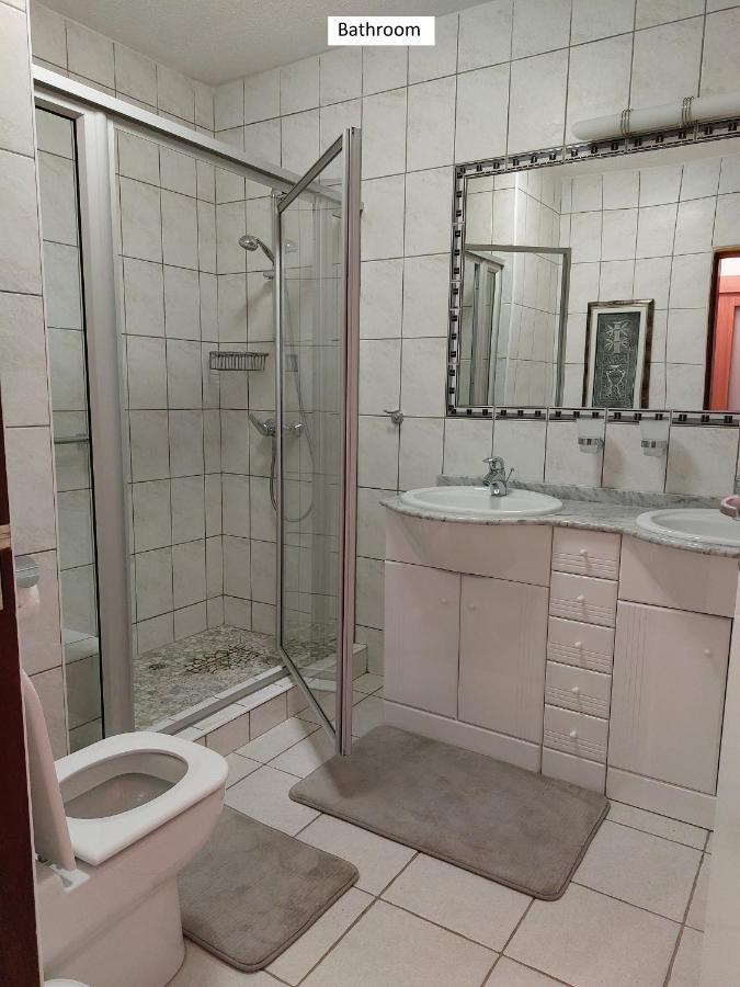 Central Self Catering Свакопмунд Экстерьер фото