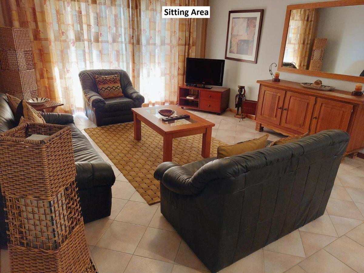 Central Self Catering Свакопмунд Экстерьер фото
