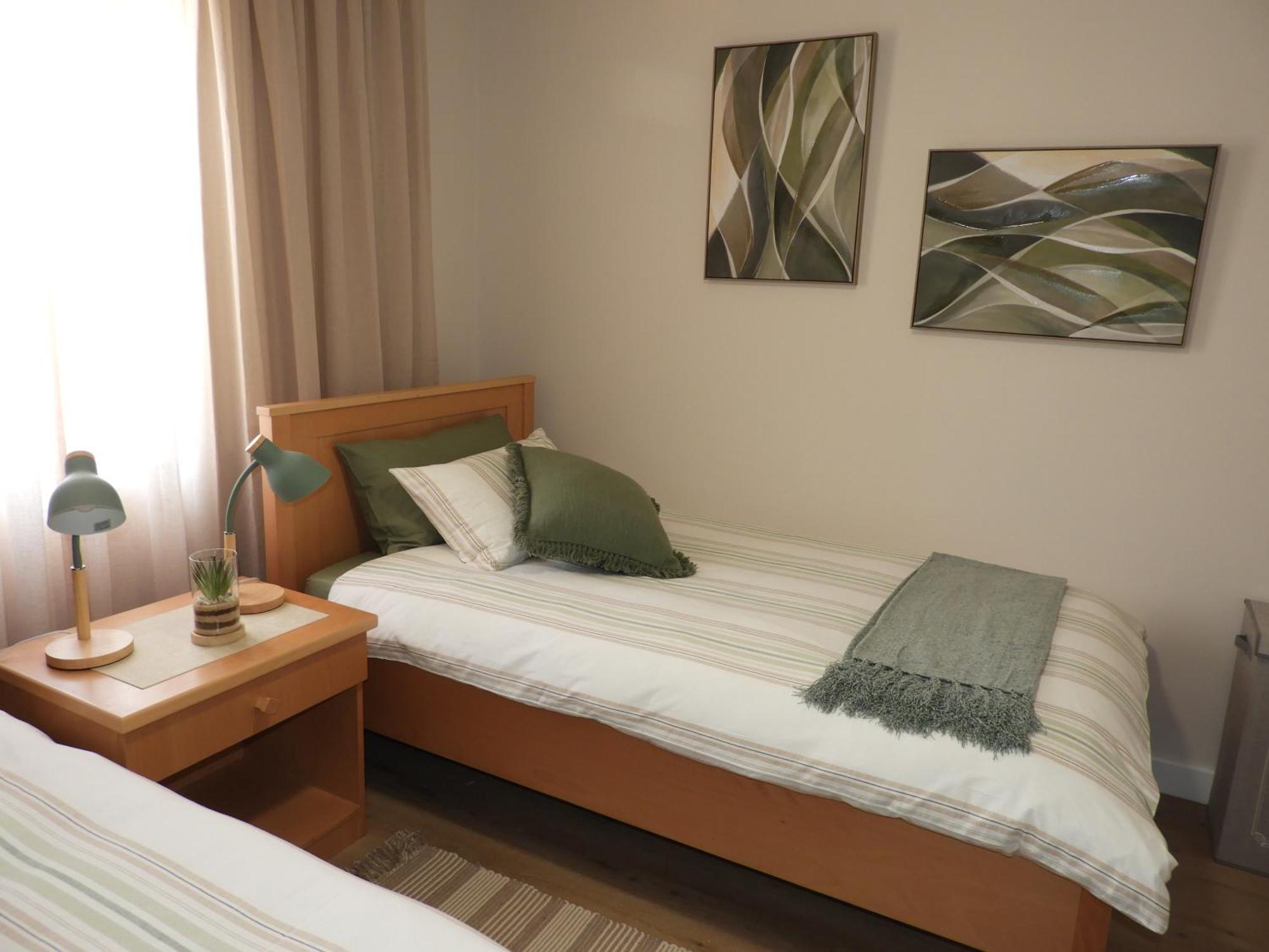 Central Self Catering Свакопмунд Экстерьер фото